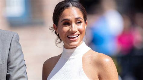 Meghan Markle shows off sculpted shoulders in cut